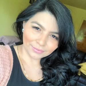 Meet your Posher, Vickyta